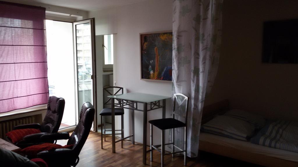 Easy-bedsit 1